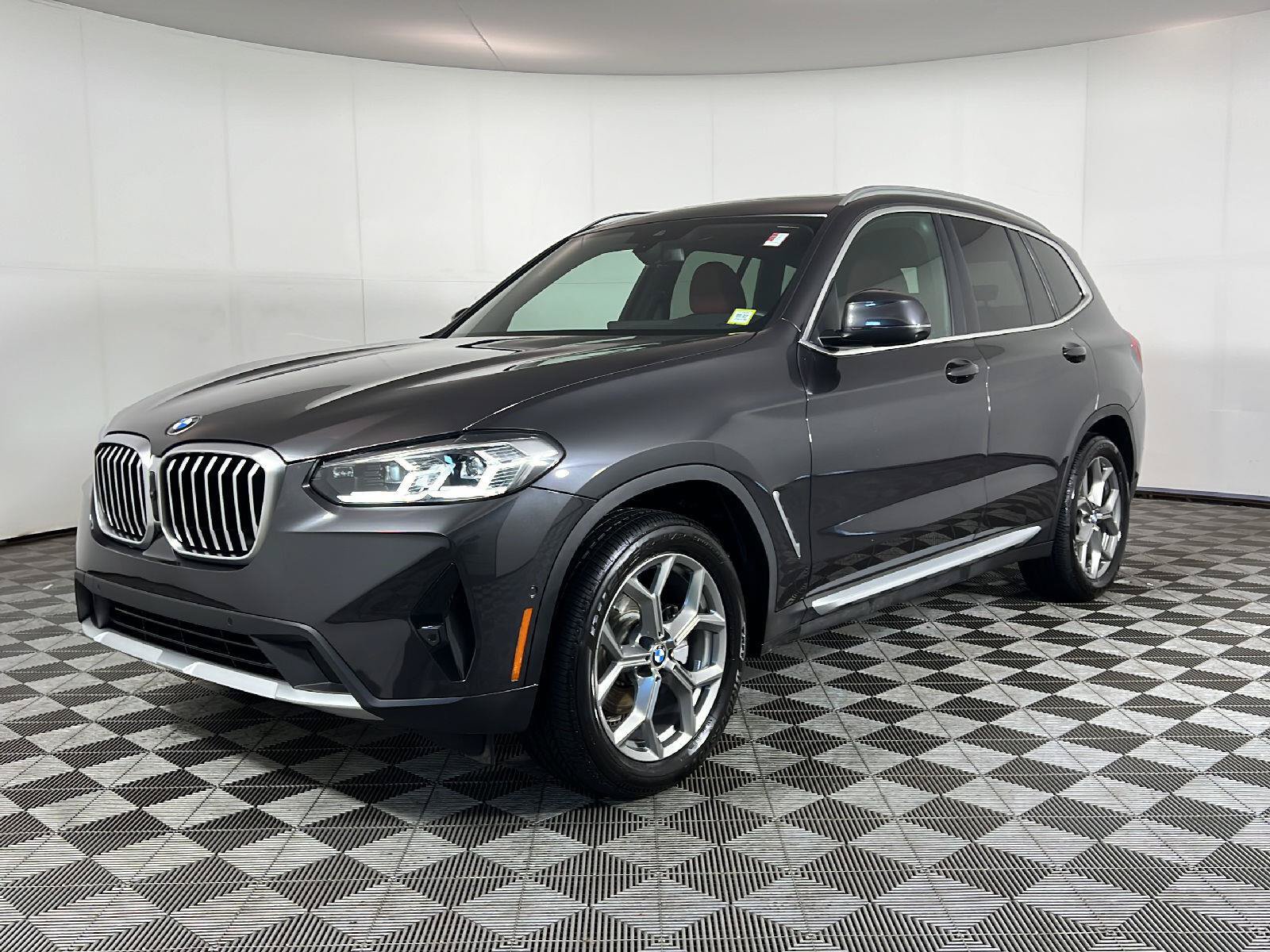 Used 2023 BMW X3 xDrive30i w/ Premium Package AWD/4WD image 12