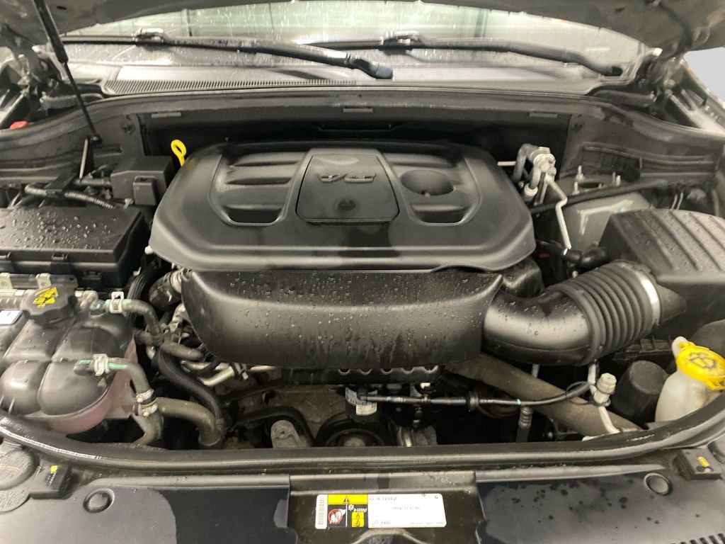 Used 2020 Jeep Grand Cherokee Altitude AWD/4WD image 32