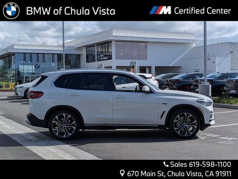Used 2023 BMW X5 xDrive45e w/ Parking Assistance Package image 3