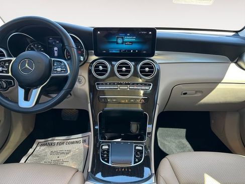 Used 2022 Mercedes-Benz GLC 300 w/ Premium Package Lite image 11