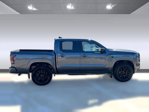 New 2026 Nissan Frontier SV image 8