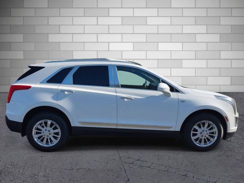 Used 2018 Cadillac XT5 Luxury w/ Driver Awareness Package image 6