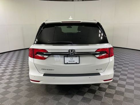 Used 2022 Honda Odyssey Elite image 5