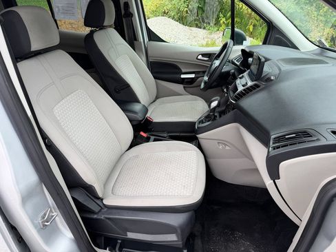 Used 2022 Ford Transit Connect XLT FWD image 10