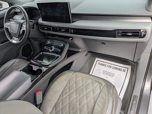 Used 2021 Lincoln Nautilus Reserve image 20