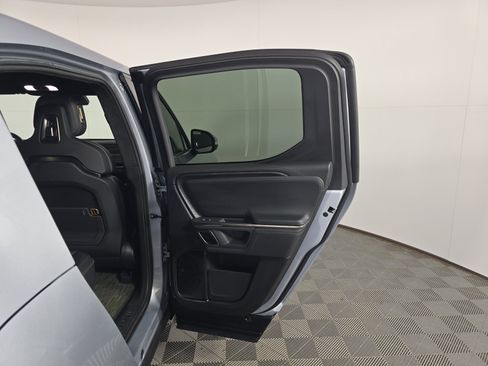 Used 2024 Rivian R1T Adventure AWD/4WD image 18