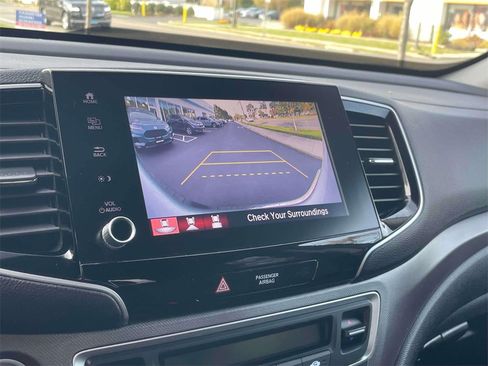 Certified 2023 Honda Ridgeline Sport image 27