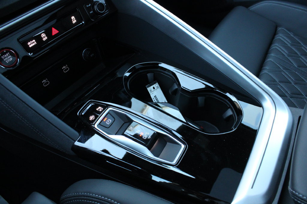 New 2026 Audi SQ5 Premium Plus AWD/4WD image 17