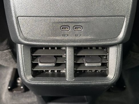 Used 2026 Chevrolet Equinox LT FWD image 31