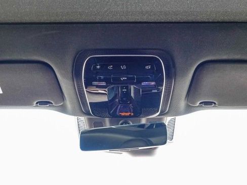 Used 2023 Mercedes-Benz EQE 500 4MATIC Sedan image 15