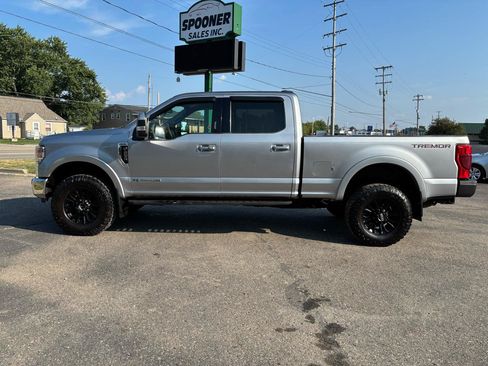 Used 2020 Ford F250 Lariat w/ Tremor Off-Road Package AWD/4WD image 2
