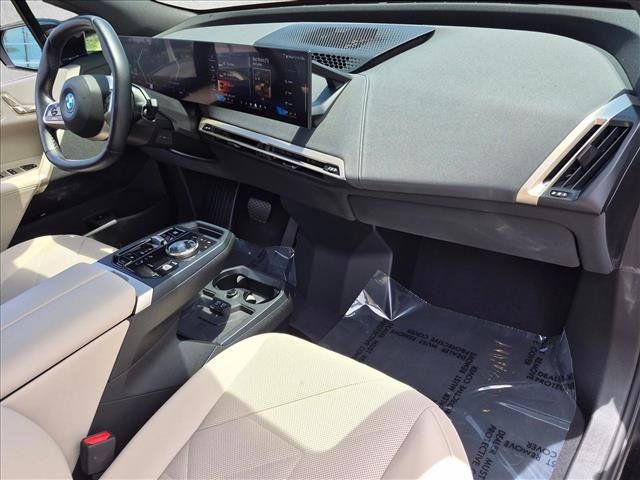 Certified 2024 BMW iX xDrive50 w/ Premium Package AWD/4WD image 23