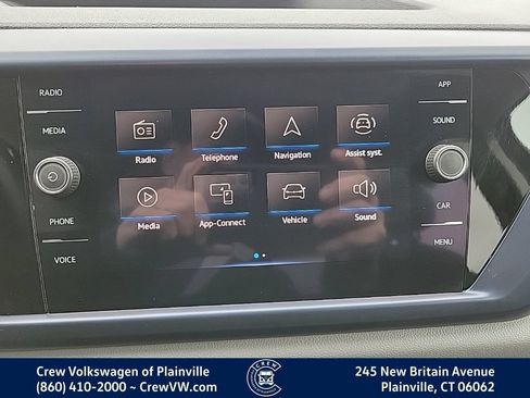 Certified 2022 Volkswagen Taos SE AWD/4WD image 6