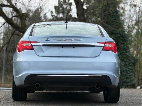 Used 2014 Chrysler 200 Limited w/ Sun/Sound Group image 10