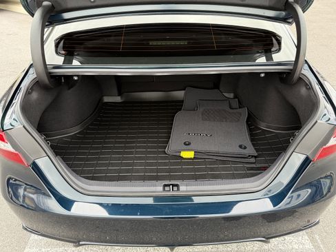 Used 2020 Toyota Camry XSE image 13