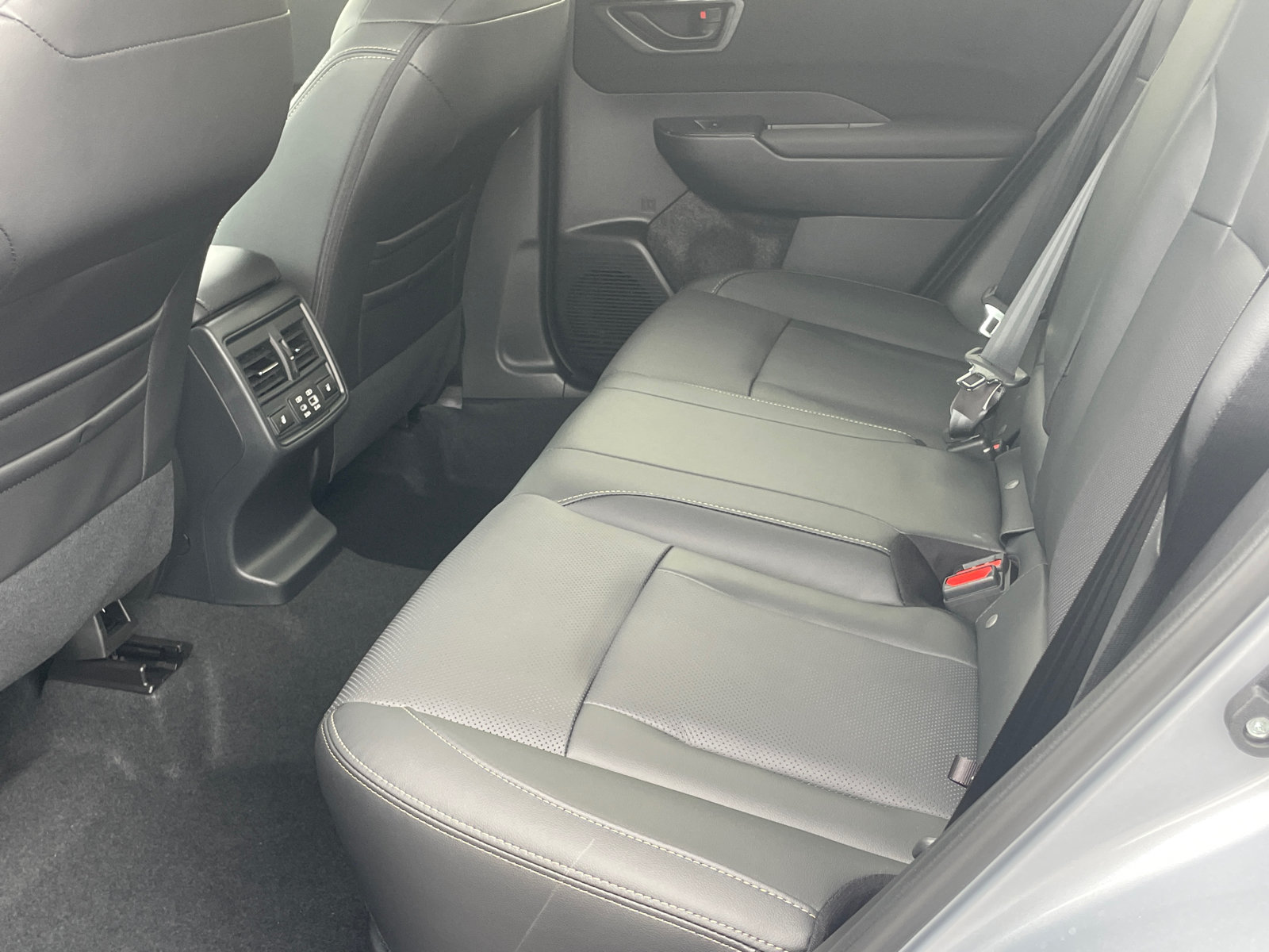 New 2026 Subaru Outback Limited AWD/4WD image 23