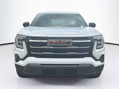 Used 2025 GMC Terrain Elevation AWD/4WD image 2
