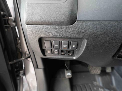 Used 2013 Nissan Murano SL w/ Navigation Pkg image 11