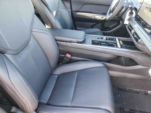 New 2026 Lexus ES 350e FWD image 17