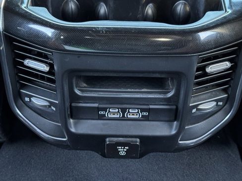 Used 2021 RAM 2500 Laramie w/ Night Edition image 32