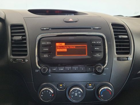 Used 2017 Kia Forte LX FWD image 25