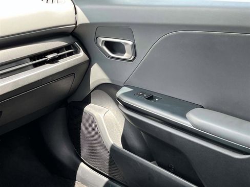 Used 2025 Kia K4 FWD image 19