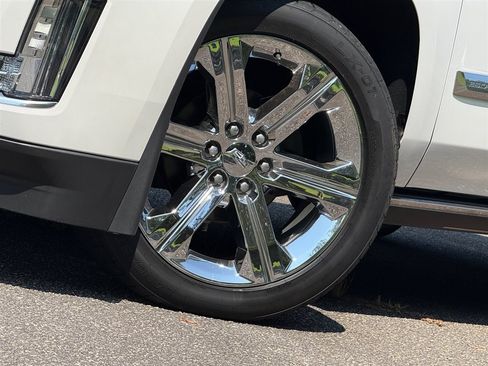 Used 2016 Cadillac Escalade Premium AWD/4WD image 5