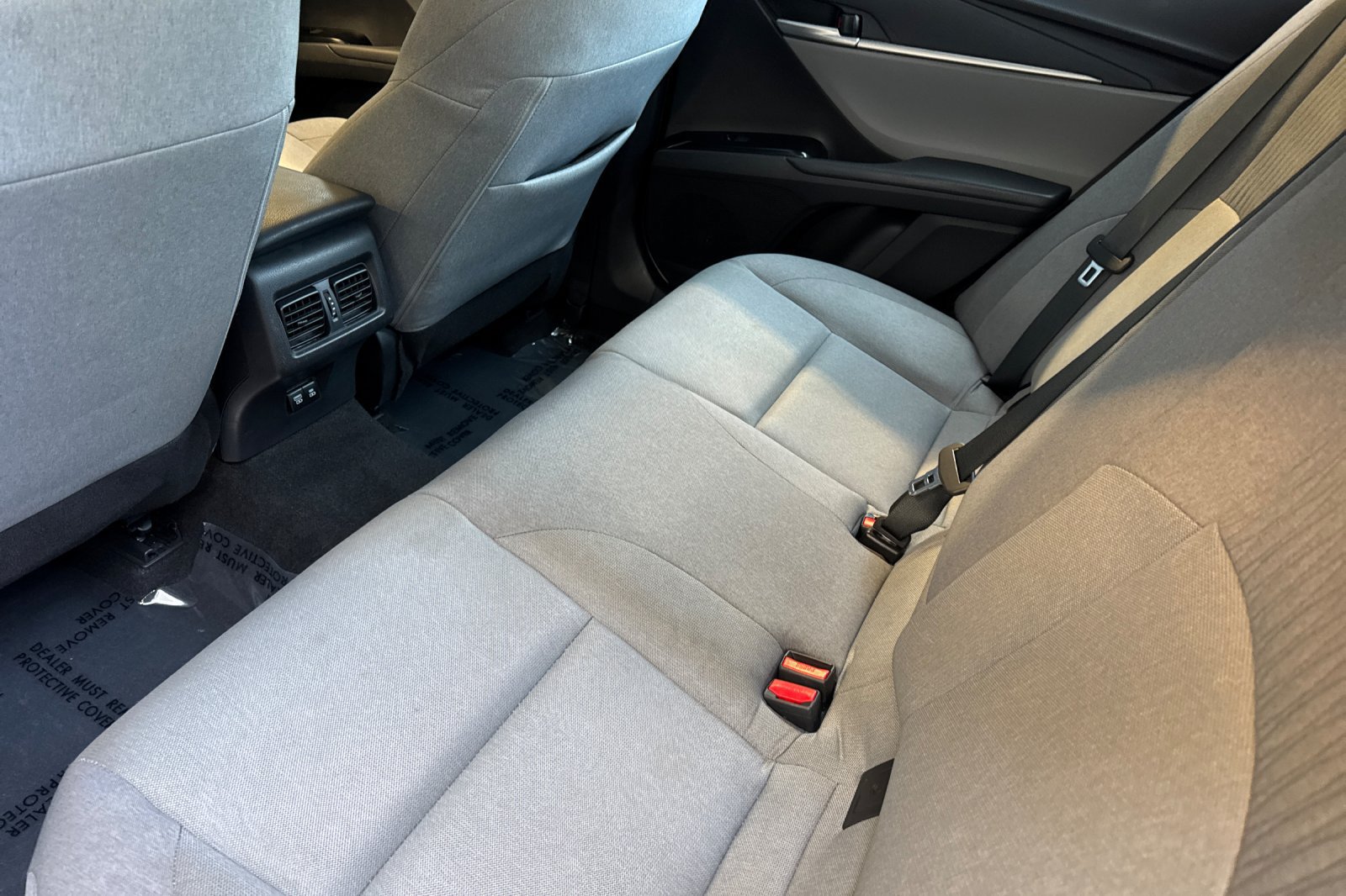 Used 2025 Toyota Camry LE FWD image 15