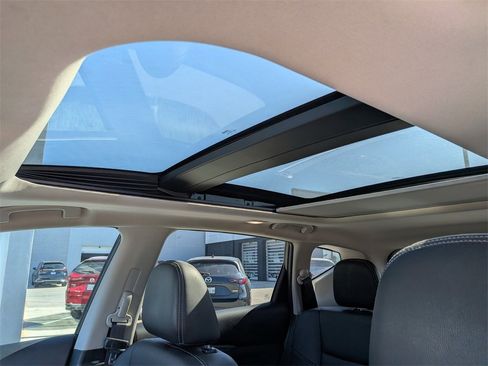 Used 2015 Nissan Murano Platinum w/ Platinum Technology Package image 24