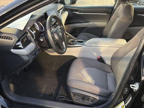 Certified 2022 Toyota Camry LE FWD image 10