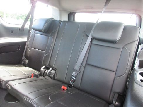 Used 2019 GMC Yukon XL Denali w/ Open Road Package AWD/4WD image 25