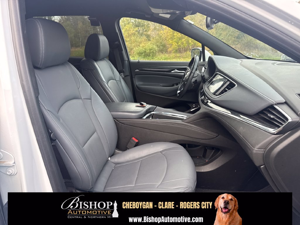 Used 2023 Buick Enclave Essence AWD/4WD image 20