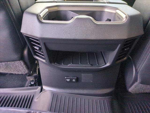 Used 2024 Toyota Tundra Limited AWD/4WD image 17