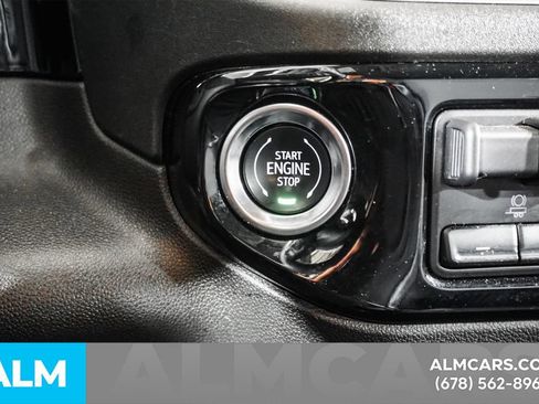 Used 2025 GMC Sierra 1500 SLT RWD image 23