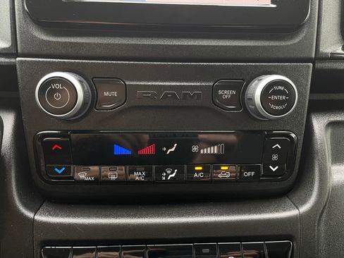 Used 2023 RAM ProMaster 3500 FWD image 21