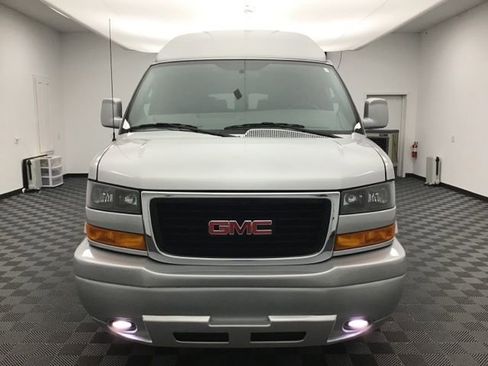 Used 2023 GMC Savana 2500 image 14
