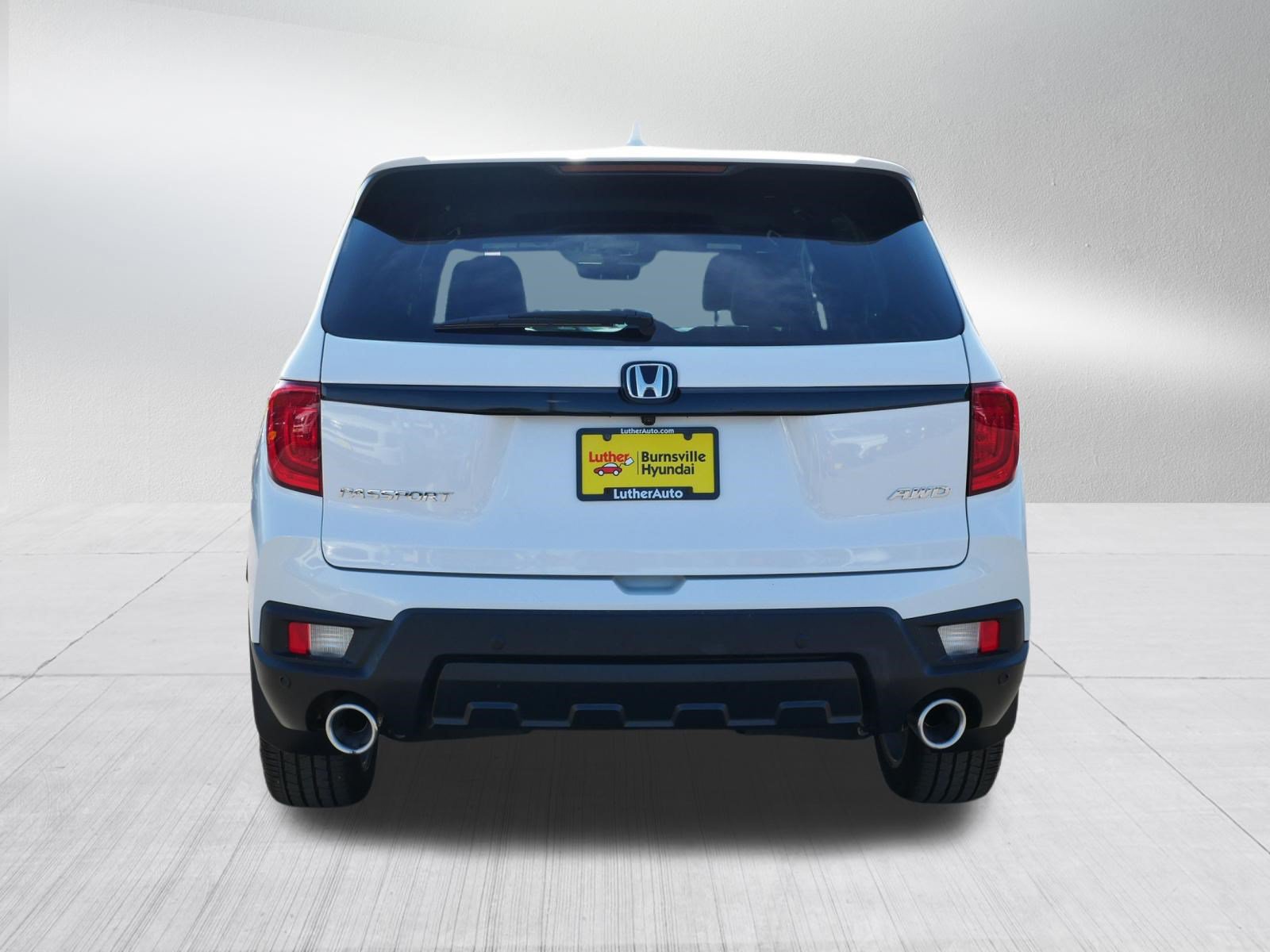 Used 2025 Honda Passport EX-L image 6