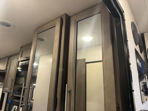 Used 2024 Ford E-450 and Econoline 450 Super Duty w/ Motorhome Prep Package image 70