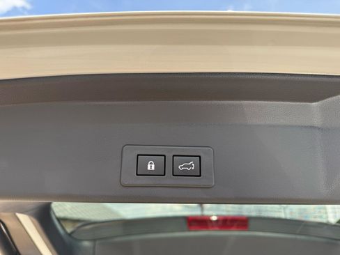 Used 2023 Subaru Ascent Onyx Edition AWD/4WD image 19