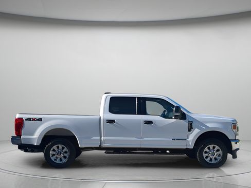 Certified 2022 Ford F250 XLT AWD/4WD image 39