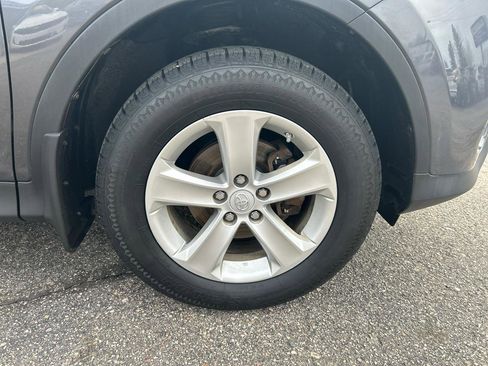 Used 2014 Toyota RAV4 XLE image 25