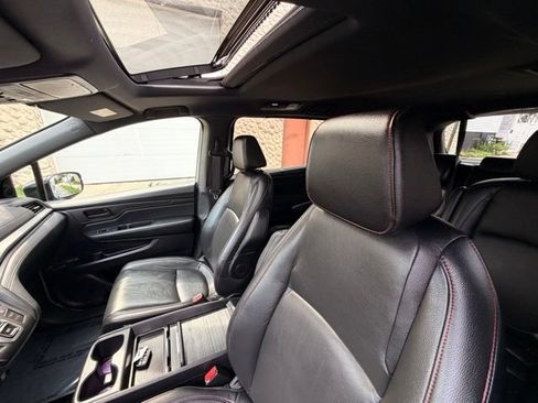 Used 2023 Honda Odyssey Sport image 15