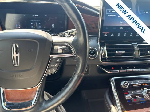 Used 2023 Lincoln Navigator L Black Label AWD/4WD image 29