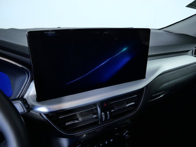 Certified 2025 Ford Escape Platinum AWD/4WD image 20