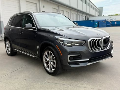Used 2023 BMW X5 sDrive40i w/ Premium Package RWD image 4