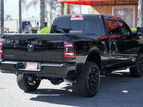 Used 2023 RAM 2500 Laramie w/ Night Edition AWD/4WD image 9