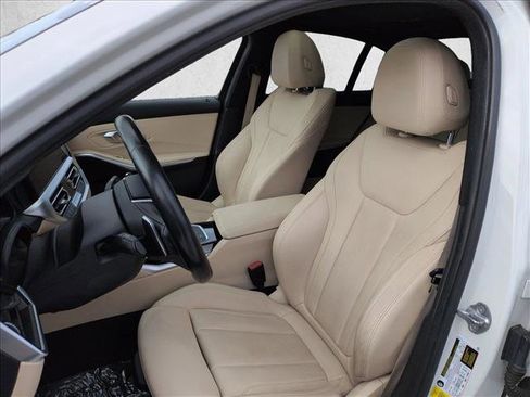 Used 2019 BMW 330i Sedan w/ Driving Assistance Package RWD image 17