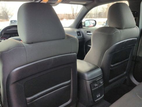 Used 2022 Dodge Charger R/T w/ Blacktop Package image 19