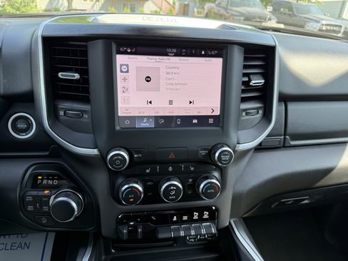 Used 2022 RAM 1500 Big Horn AWD/4WD image 24