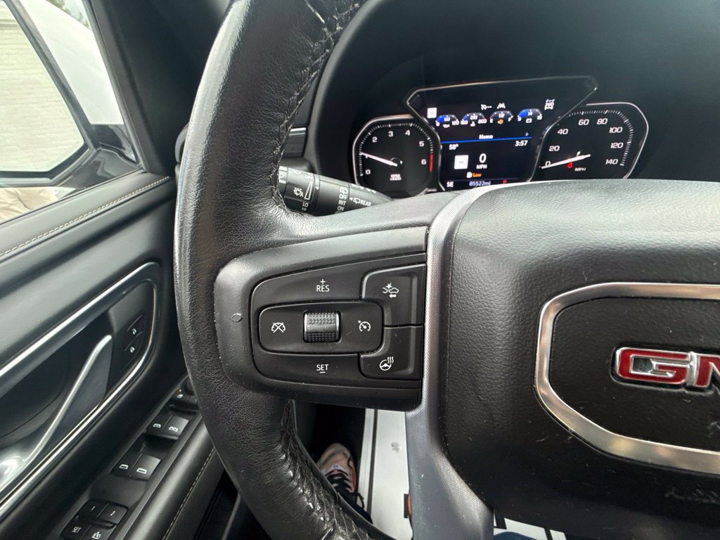 Used 2021 GMC Yukon SLT AWD/4WD image 25